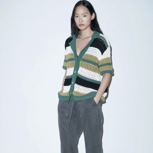 Zara Oversized knit sweater